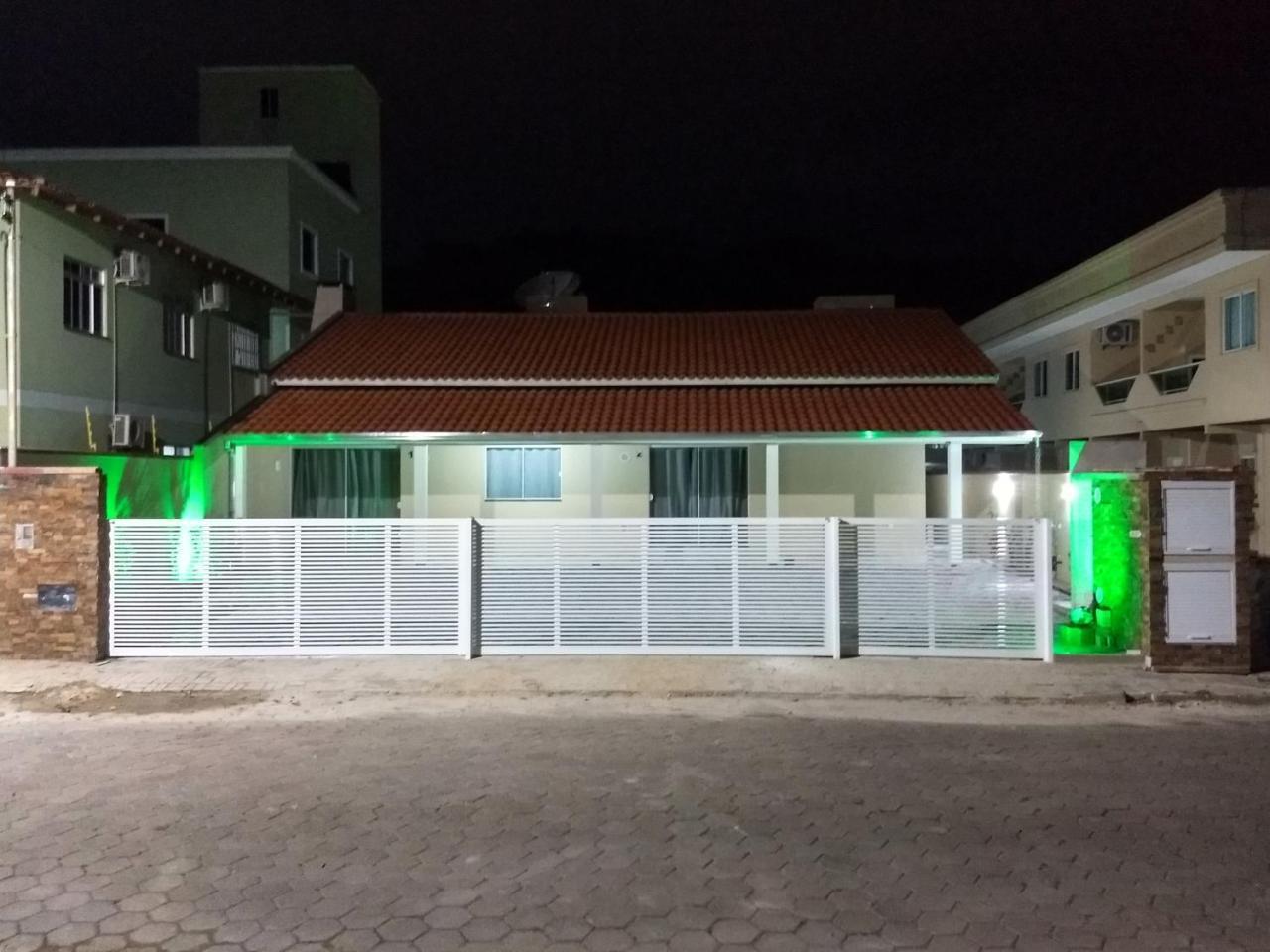 Residencial Flamini Apartment Bombinhas Exterior photo